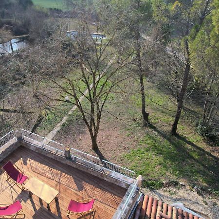 Grand Gite Les Cabanes De Fallot Pour 19 Personnes - Piscine Naturelle L'isle-Bouzon المظهر الخارجي الصورة